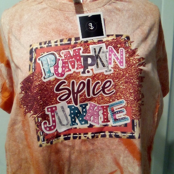 Pumpkin Spice Lovers Tee NWT - Picture 1 of 9